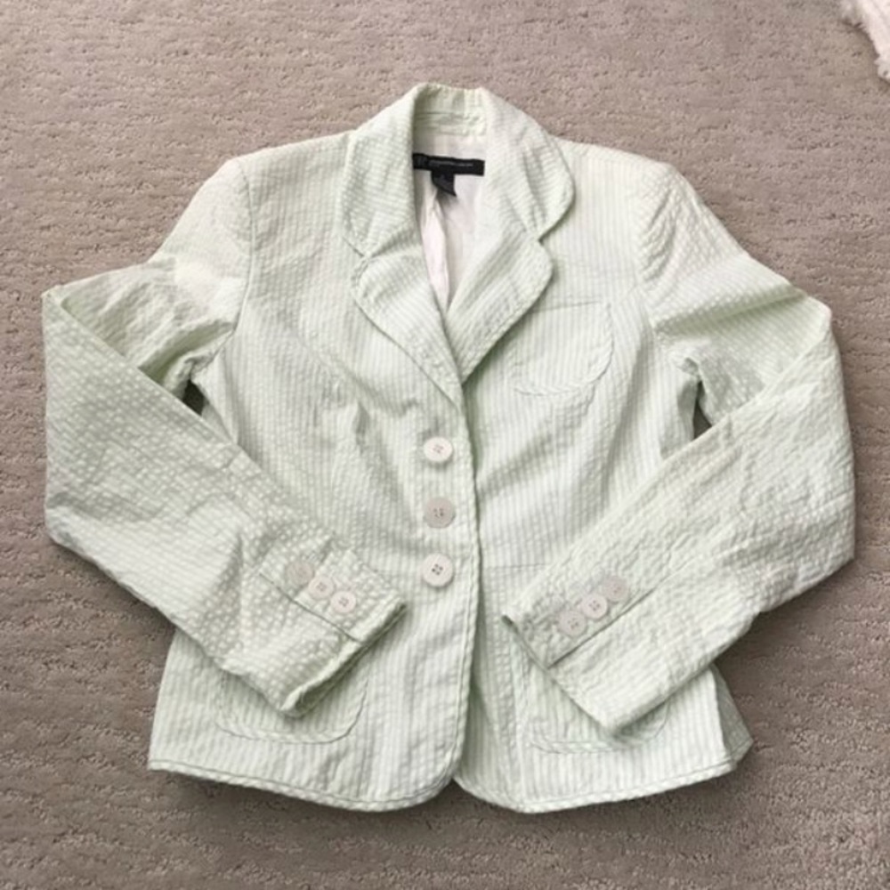 Woman’s petite blazer